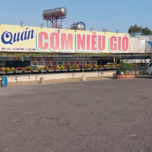 tram-dung-chan-gio-diem-nghi-chan-ly-tuong-tren-quoc-lo-51